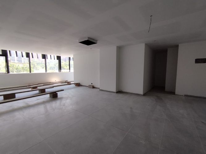 Oficina en arriendo en El Poblado, Medellín, 356 m² · foto 15 de 20