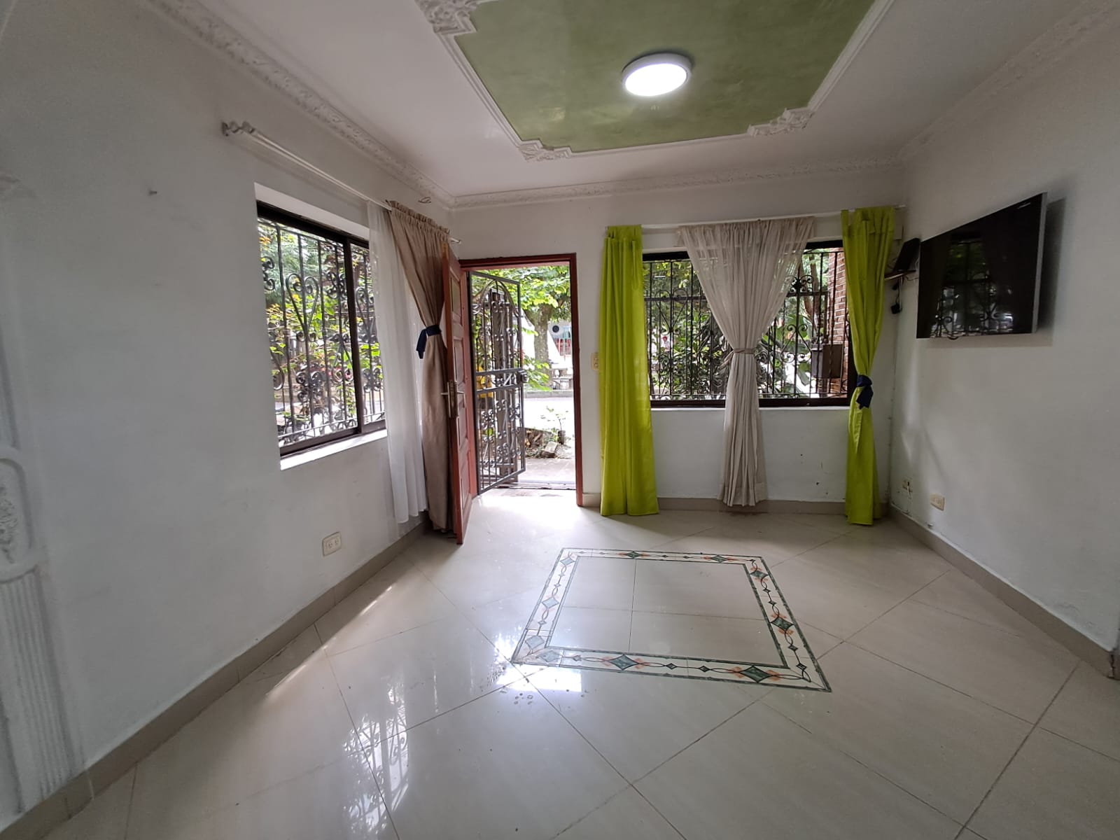 Apartamento en arriendo en Laureles, Medellín · foto 3 de 20