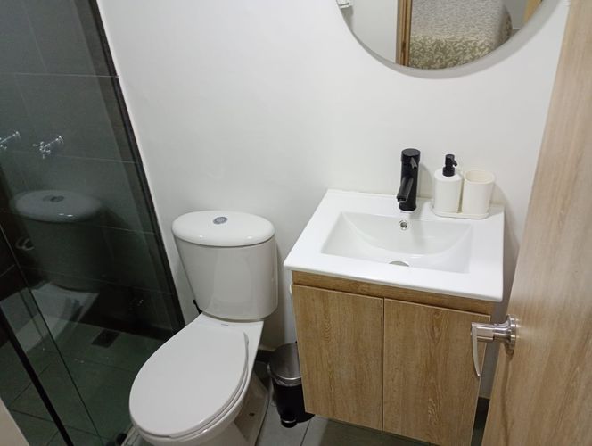 Casa de 9 alcobas en venta en Laureles, Medellín, 300 m² · foto 14 de 17