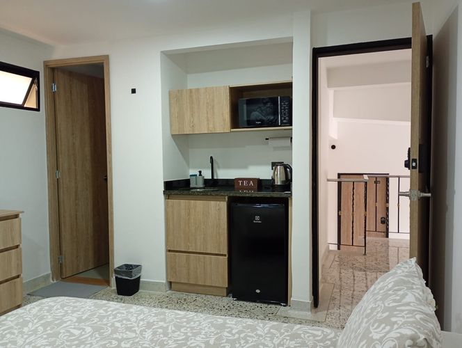 Casa de 9 alcobas en venta en Laureles, Medellín, 300 m² · foto 12 de 17
