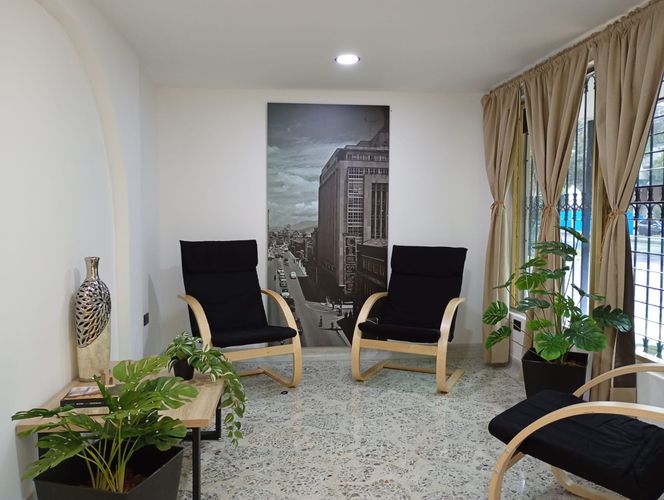 Casa de 9 alcobas en venta en Laureles, Medellín, 300 m² · foto 16 de 17