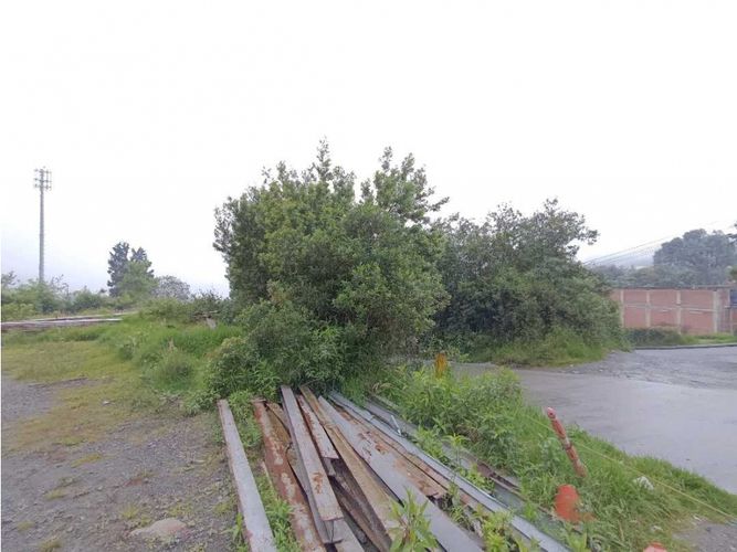 Lote en venta en Malteria, Manizales, 1663 m² · foto 4 de 10