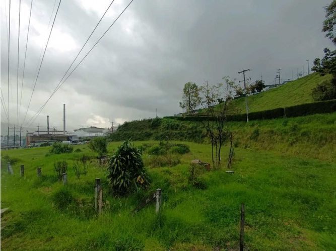Lote en venta en Malteria, Manizales, 5500 m² · foto 2 de 16