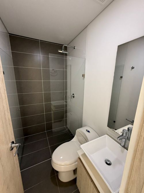Apartamento de 3 alcobas en arriendo en Escobero, Envigado, 155 m² · foto 9 de 24