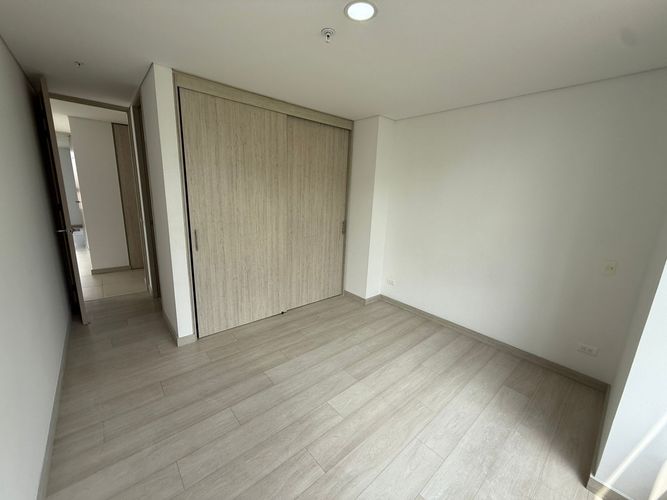 Apartamento de 3 alcobas en arriendo en Escobero, Envigado, 155 m² · foto 10 de 24