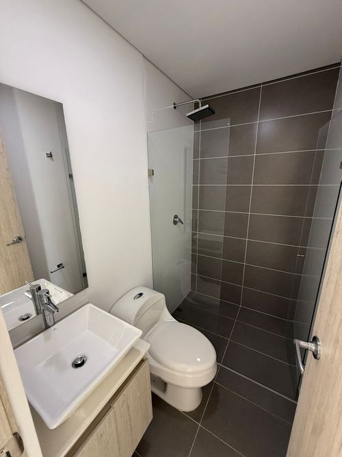 Apartamento de 3 alcobas en arriendo en Escobero, Envigado, 155 m² · foto 11 de 24