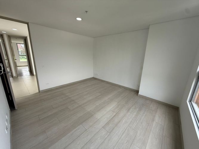 Apartamento de 3 alcobas en arriendo en Escobero, Envigado, 155 m² · foto 21 de 24