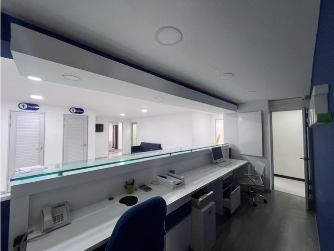 Oficina en arriendo en El Centro, Manizales, 220 m² · foto 2 de 24