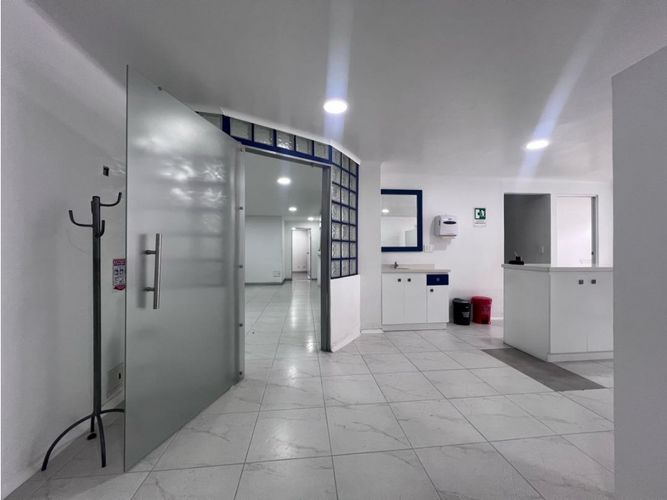 Oficina en arriendo en El Centro, Manizales, 220 m² · foto 5 de 24