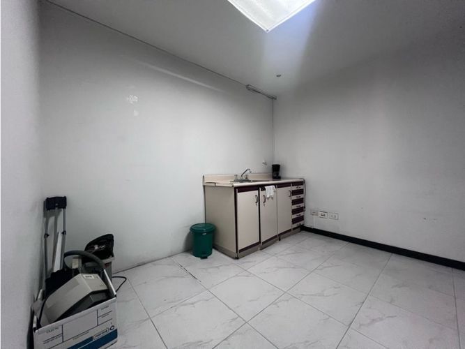 Oficina en arriendo en El Centro, Manizales, 220 m² · foto 20 de 24