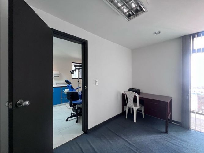Local en venta en El Centro, Manizales, 220 m² · foto 20 de 24