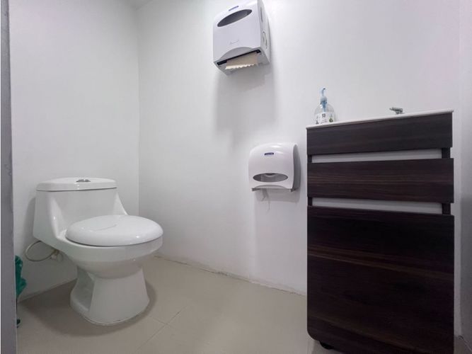 Local en venta en El Centro, Manizales, 220 m² · foto 22 de 24