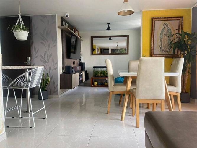 Apartamento de 3 alcobas en venta en Urbanizacion Diamante Ii Etapa, Bucaramanga, 84 m² · foto 2 de 14