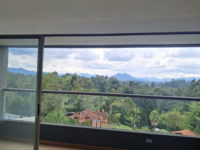 Apartamento de 2 alcobas en arriendo en Rionegro, 80 m² · foto 4 de 14