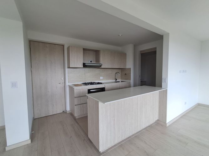 Apartamento de 2 alcobas en arriendo en Rionegro, 80 m² · foto 5 de 14
