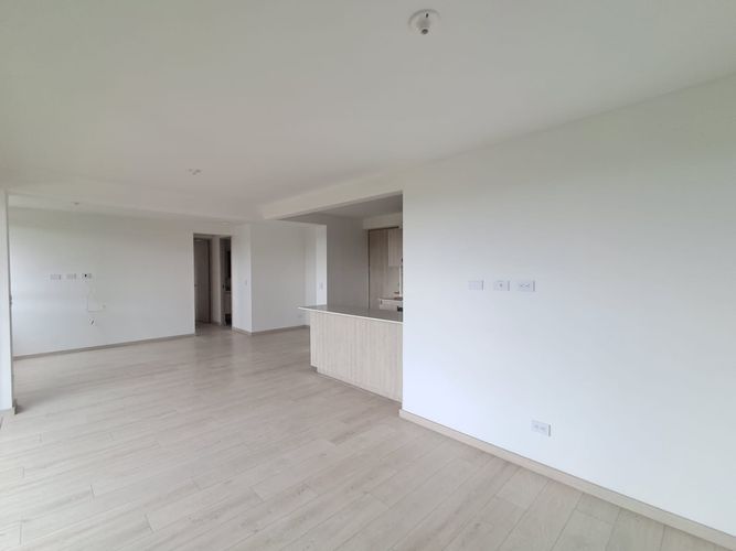 Apartamento de 2 alcobas en arriendo en Rionegro, 80 m² · foto 6 de 14
