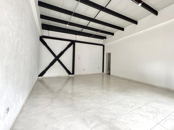 Local en arriendo en Maraya, Pereira, 48 m² · foto 2 de 9