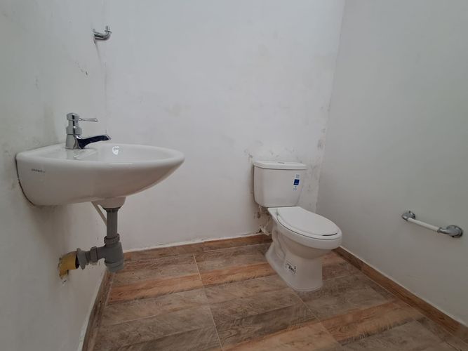 Local en arriendo en Santa Monica, Dosquebradas, 140 m² · foto 7 de 8
