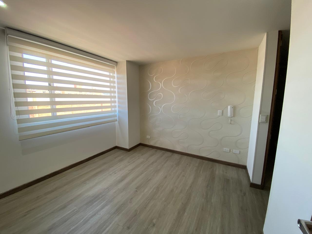 Apartamento en venta en Mazuren, Bogotá · foto 11 de 18