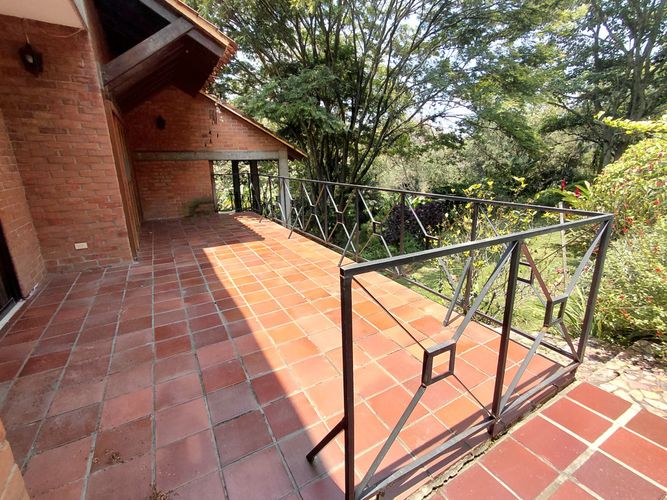 Casa de 4 alcobas en venta en Arroyohondo, Yumbo, 391 m² · foto 15 de 24