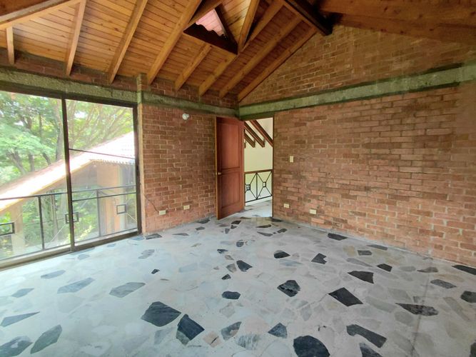 Casa de 4 alcobas en venta en Arroyohondo, Yumbo, 391 m² · foto 21 de 24