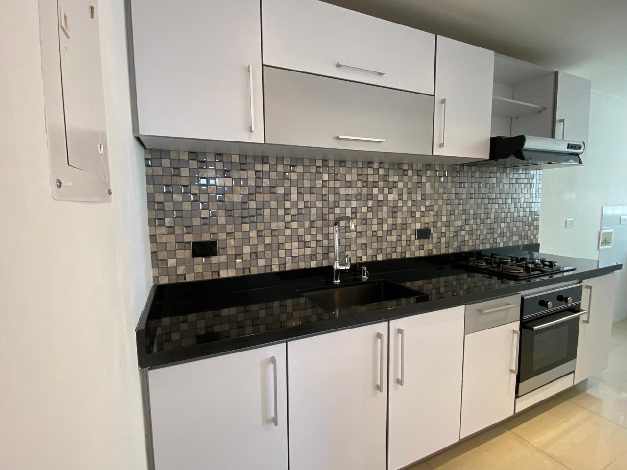 Apartamento en venta en Mazuren, Bogotá · foto 7 de 18