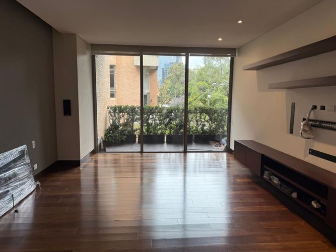 Apartamento de 3 alcobas en arriendo en Chicó Reservado, Bogotá, 331 m² · foto 11 de 21