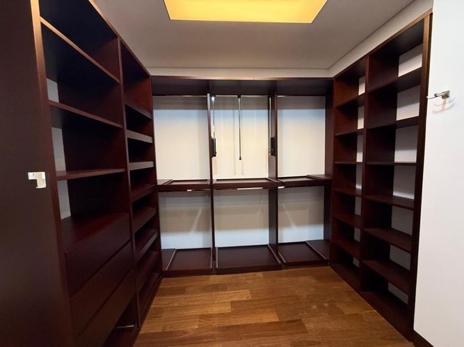 Apartamento de 3 alcobas en arriendo en Chicó Reservado, Bogotá, 331 m² · foto 13 de 21