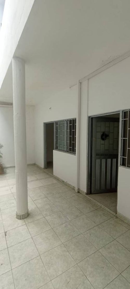 Casa de 11 alcobas en arriendo en Centro, Neiva, 320 m² · foto 12 de 24