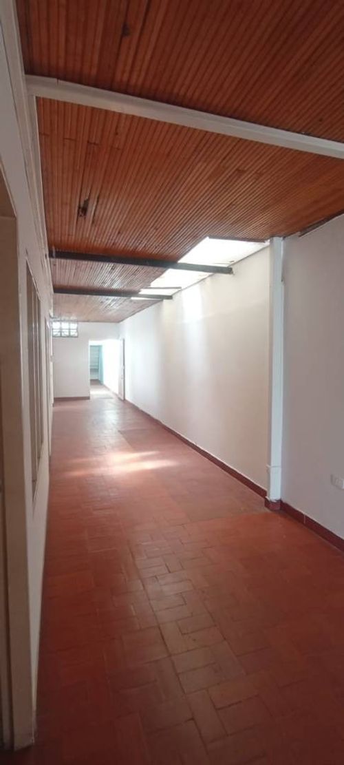 Casa de 11 alcobas en arriendo en Centro, Neiva, 320 m² · foto 16 de 24