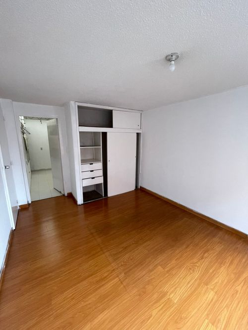 Apartamento de 3 alcobas en venta en Pardo Rubio, Bogotá, 110 m² · foto 9 de 18