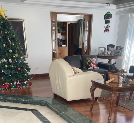 Casa en venta en Santa Barbara Alta, Bogotá · foto 9 de 24
