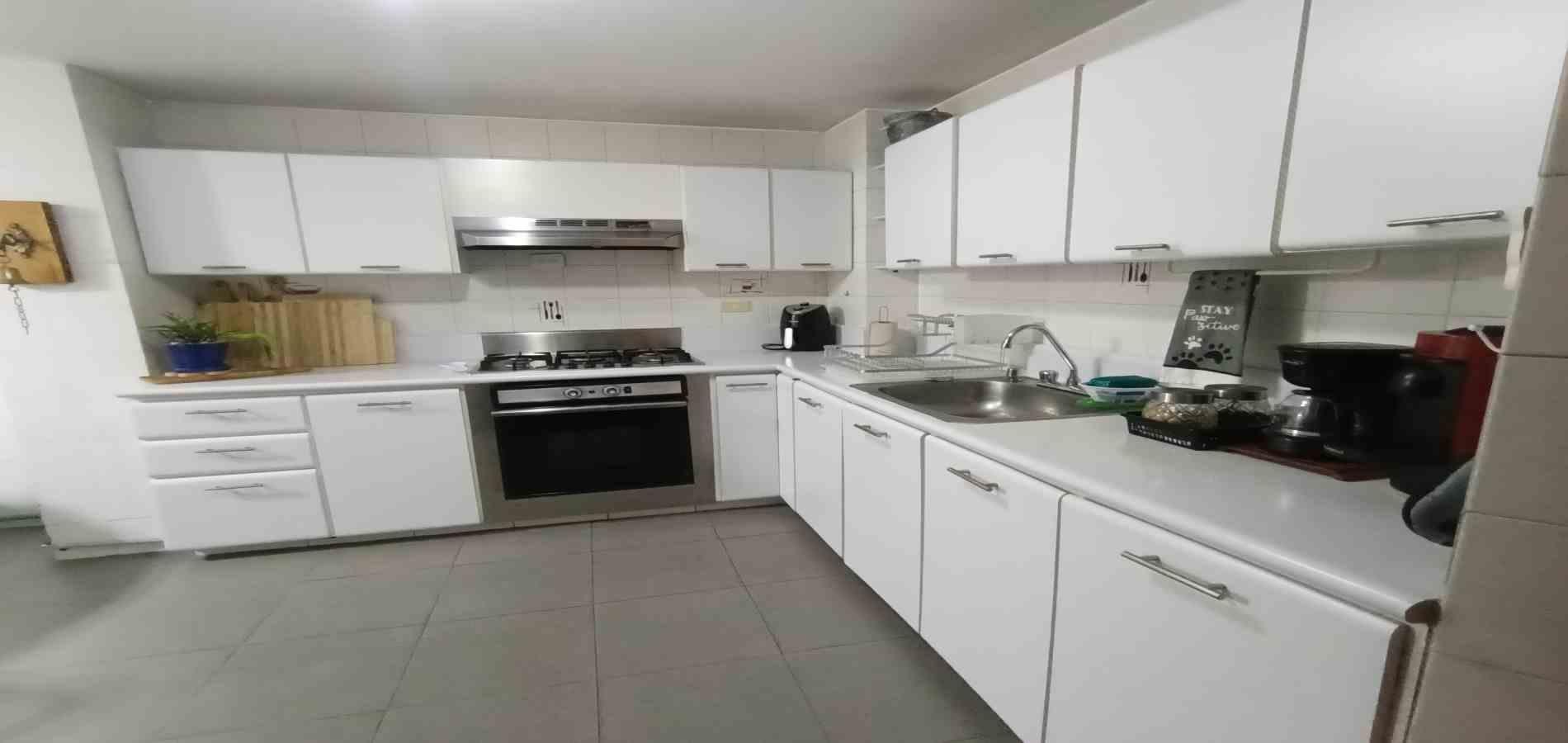 Apartamento en venta en Palermo, Manizales · foto 5 de 13