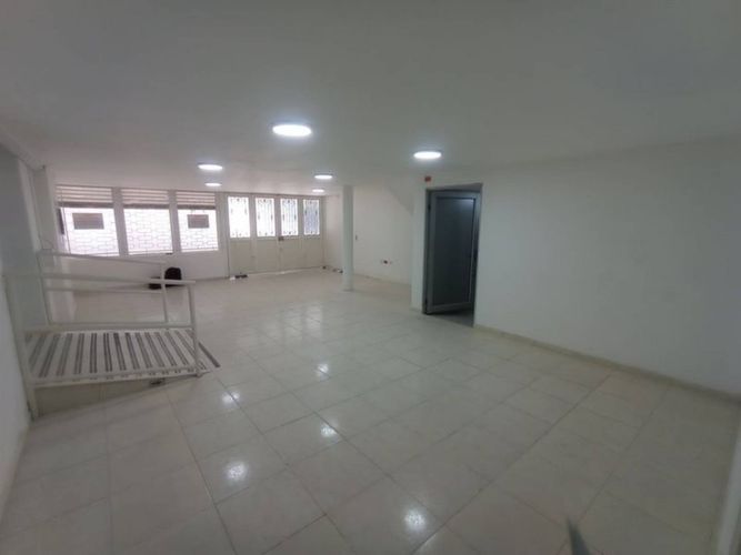 Casa de 15 alcobas en arriendo en Quirinal, Neiva, 344 m² · foto 3 de 14