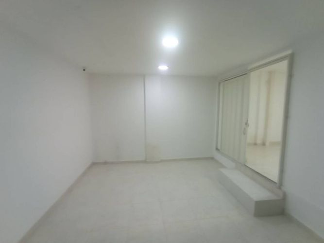 Casa de 15 alcobas en arriendo en Quirinal, Neiva, 344 m² · foto 6 de 14