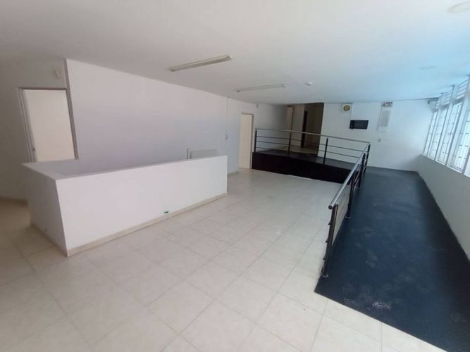 Casa de 15 alcobas en arriendo en Quirinal, Neiva, 344 m² · foto 10 de 14