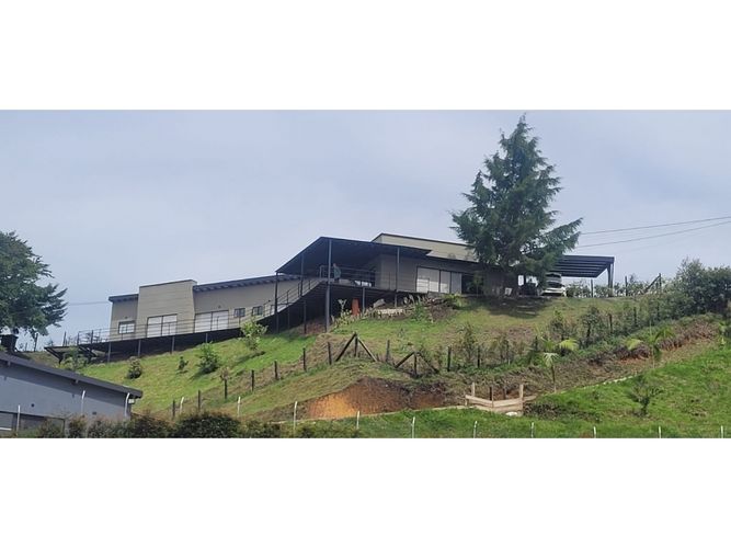 Finca en venta en Santa Ana, El Carmen de Viboral, 480 m² · foto 14 de 24