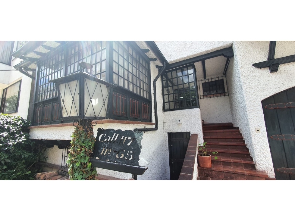 Casa en venta en Santa Barbara, Bogotá · foto 4 de 24