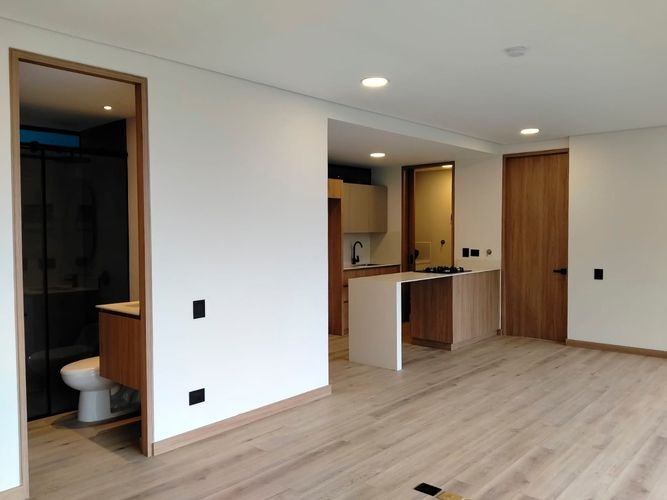 Apartamento de 1 alcoba en venta en El Poblado, Medellín, 82 m² · foto 10 de 17