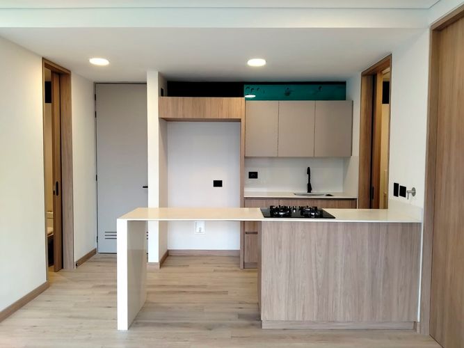Apartamento de 1 alcoba en venta en El Poblado, Medellín, 82 m² · foto 6 de 17
