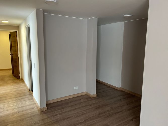 Apartamento de 3 alcobas en venta en Santa Barbara Occidental, Bogotá, 170 m² · foto 20 de 22