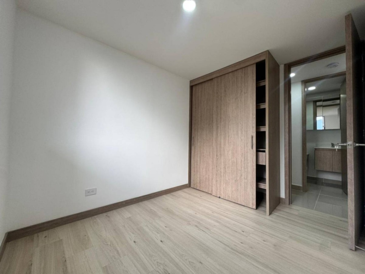 Apartamento en venta en La Ferreria, La Estrella · foto 10 de 19