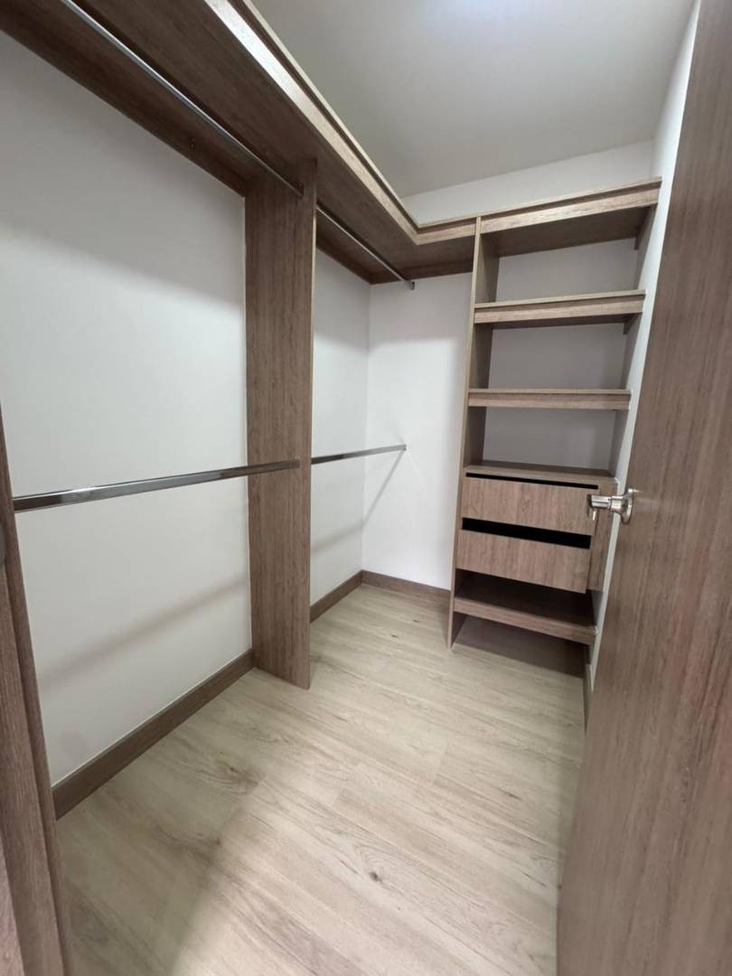 Apartamento en venta en La Ferreria, La Estrella · foto 13 de 19