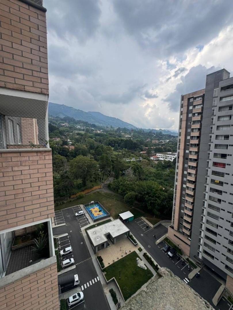 Apartamento en venta en La Ferreria, La Estrella · foto 17 de 19