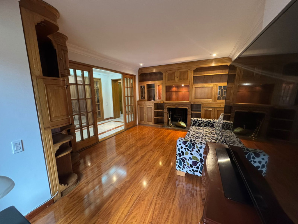 Apartamento en arriendo en Chico Norte, Bogotá · foto 8 de 17