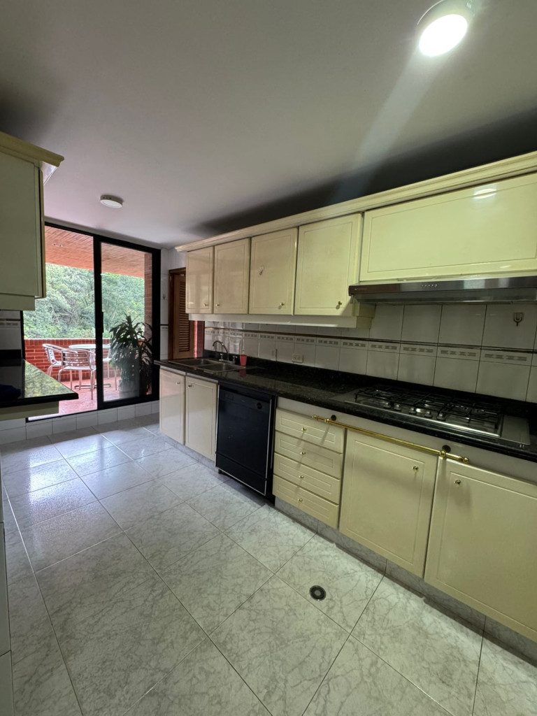 Apartamento en arriendo en Chico Norte, Bogotá · foto 11 de 17