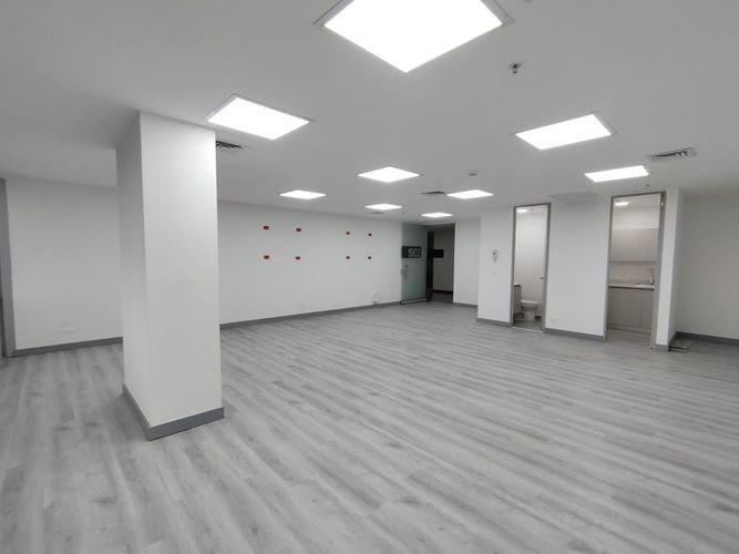 Oficina en arriendo en Mayorca, Sabaneta, 71 m² · foto 3 de 8