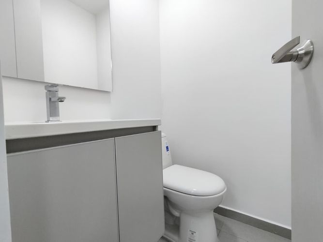 Oficina en arriendo en Mayorca, Sabaneta, 71 m² · foto 5 de 8