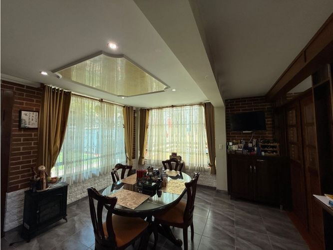 Casa de 4 alcobas en venta en Cota, 373 m² · foto 5 de 24