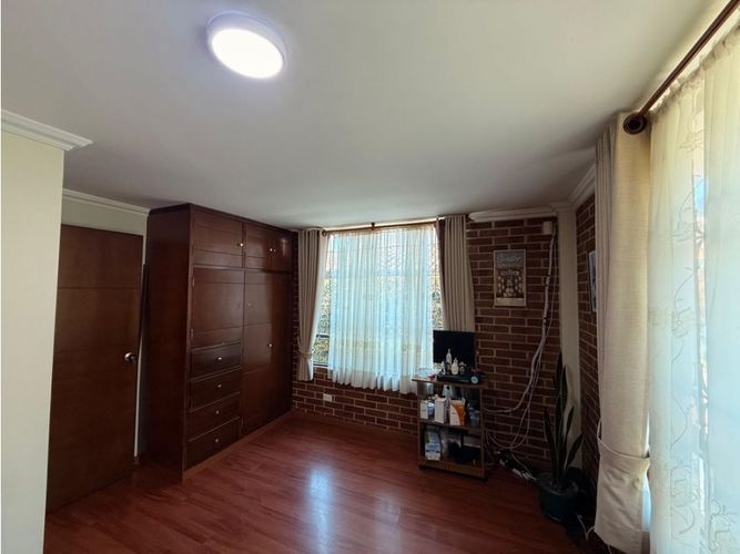 Casa de 4 alcobas en venta en Cota, 373 m² · foto 21 de 24